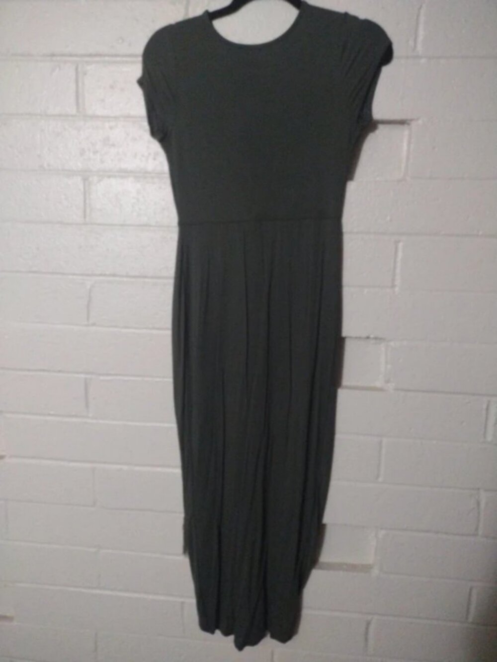 Dress - Picture 4 of 5